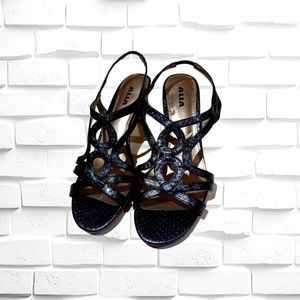 Alia Alayna Women's Black Strappy Heel Sandals